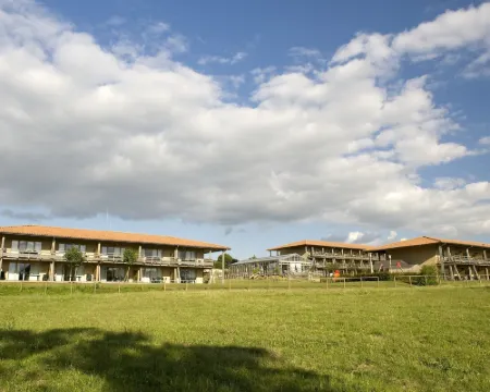 Résidence Pierre & Vacances les Rives de la Seugne Hotels in Jonzac