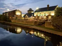 Boat & Horses Inn Hotels in Oldham