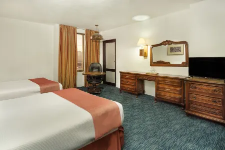 Hotel San Jorge Отели рядом с достопримечательностью «Casa Tiyahui»