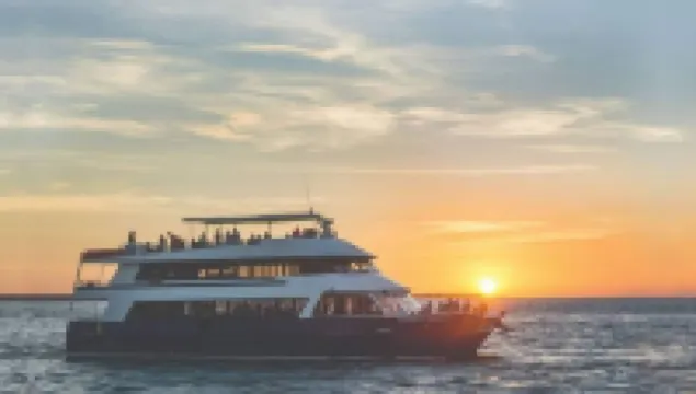 Zen Sea View 2BR, 2BA Penthouse