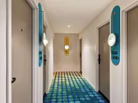 The Clarence Hotel Sydney Hotels in Sydney