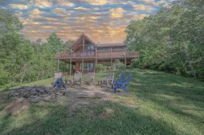 The Lodge Hotels in Dandridge