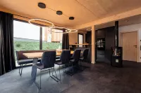 比伯維爾阿爾卑斯度假村木屋 - 停車場