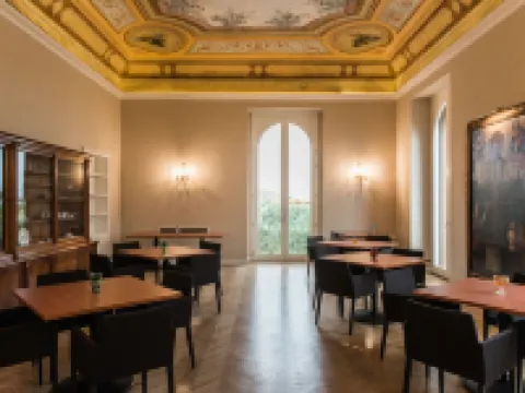 วิลล่าปูเลโย โรงแรมในเมสซีนา