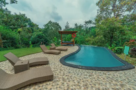 Bali Jungle Camping by Amerta Experience Отели рядом с достопримечательностью «Бали»