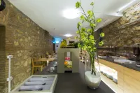 Plana Hotel - breakfast