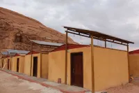 Moon Valley Camp Hotels in Diesah Sub-District