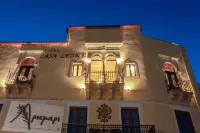 Casa Leone Hotel