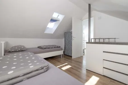 Villa Baras Garden - House with Pool Отели в г. Остров Брач