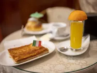 Il Divino Hotels near Central Station