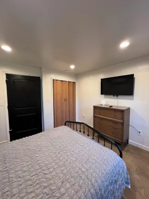 Cozy Home on the edge of Rolla! Hotels near Missouri S&T - Computer Science
