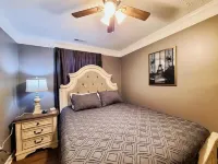 Cozy 2-bedroom condo with WiFi, AC in marvelous Lexington