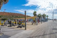 Hi - Yam SeaView Apartments & Suites Hotels in Bat Yam