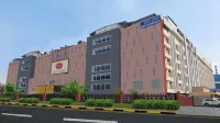 SK Klyde Grand Hotel - parking