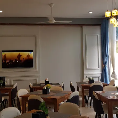 Eastern City Hotel