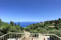 Apeiron II Villa - Sunny Modern Pool - Walk to Gaios