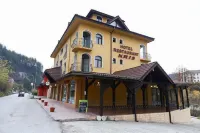 Kris Hotel Hotels in Smolyan