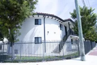 Little Habana Aparts Close to Calle 8 Hotels in Little Havana