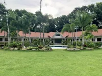 3 Peaks Resort & Boutique Hotel Hotels in Lipa