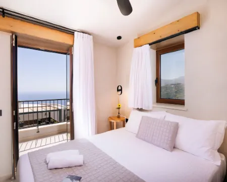 Mirthea Suites Hotels in Myrthios