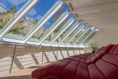 Hotel Alex Отели рядом с достопримечательностью «Klettersteig Gemmi-Daubenhorn»