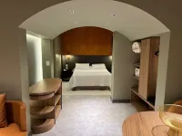 Mogano Premium Hotel - Eletroposto Hotels near Praca Coronel Bertaso