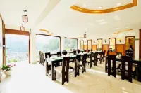 Pax Hotel Spring Solance 200 Mtr from Gandhi Chowk Khajjiyar Road - breakfast