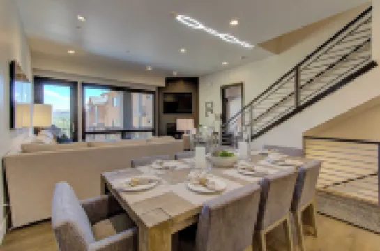 Juniper Landing 3 Bedroom by AvantStay Condo in Park City Mountain Resort w Pool Hot Tub Gym