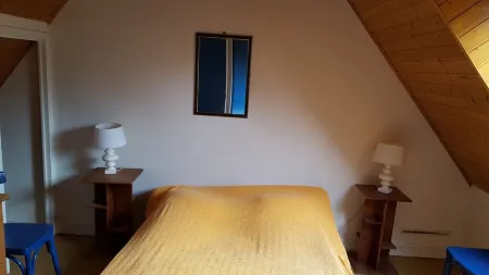 Maison Bleue - Finistère Sud - 4 people close to the beach and the port Отели в г. Неве