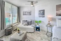 Pool Access: Oceanfront Myrtle Beach Condo!