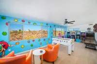 The Peaceful Valley-Views-Game Room-Comfy Beds-Pool-Waffles-Hiking@Saguaro West