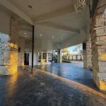 Luxury Lakefront Property and Wedding Venue Hotels in Hudson Bend