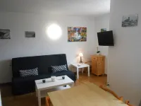 Apartment in Les Angles with amazing view of Maternale lake