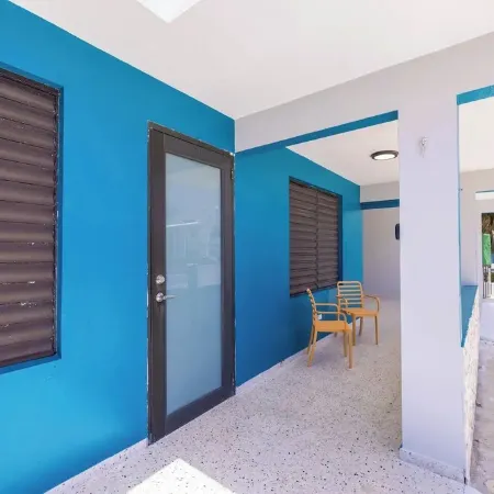 Spacious 4-Bedroom House in a great location in Jobos Beach, Isabela. WIFI & A/C