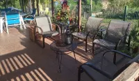 Charming 3-bedroom house with private pool! Hotels near Citronier Mills