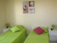 APARTMENT T3 - Private parking - 300 m SEA & BEACH