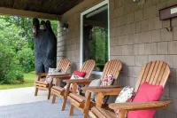 Charming 3Br 2ba Home, One Block from Downtown