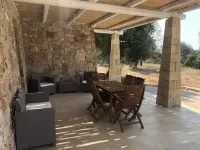 SAN GREGORIO VILLA WITH SECULAR OLIVE GROVE, GARDEN AND PORCH Hotels in Patù