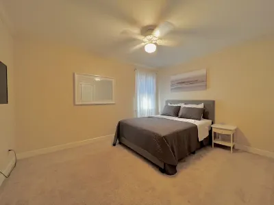 Southern Charm Hotel dekat Albany State University