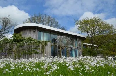 Detached Lodge , Within the Open Country Hotel dekat Donkey Sanctuary