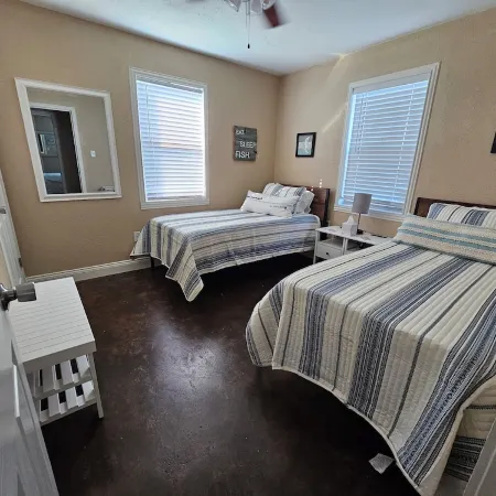 Monroe Bungalow - Port O'Connor