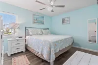 Special Rates! Updated 1st Floor 2 Bedroom Oceanview Condo in Surfside Beach!