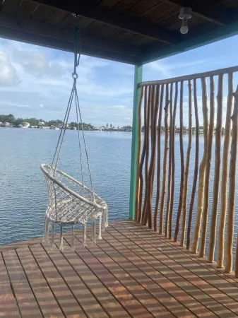 Brand NEW Home Over on the Water Отели рядом с Аэропорт Бокас Дэль Торо