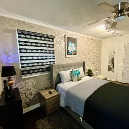 Magnolia Suite Vacation Home -Private Entry, Old Canton N. Jackson