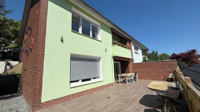 House in Sarstedt! contactless check-in 11P Hotels in Sarstedt