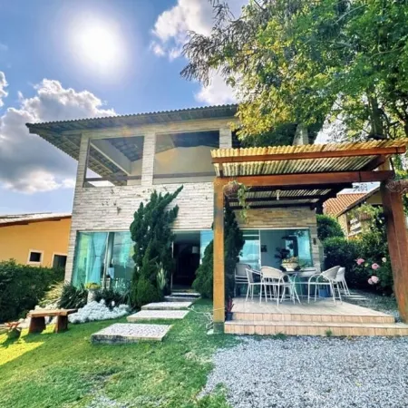 House in the Mountains - Exclusive view! Отели в г. Гравата