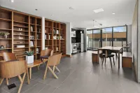 Globalstay. Downtown Calgary Apartments. Free Parking