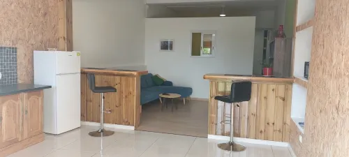 Le Meublé Ensoleillé en Plein Centre Ville 97424
