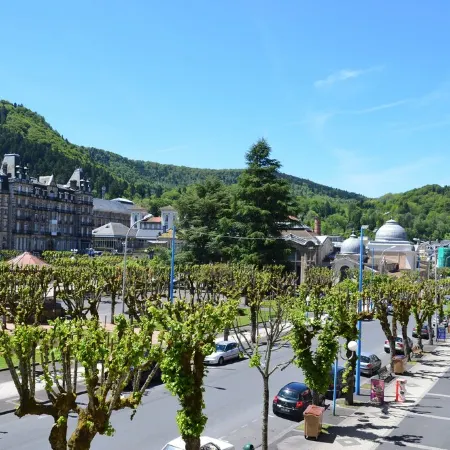 Very Nice Apartment 100 m² /  / Town Center / Ideal Cure