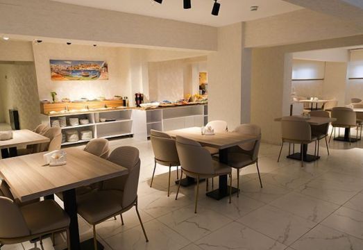 4. 바샤란 레지던스..